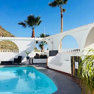 Pensión La Casa Blanca Maspalomas - - Adults Only, Maspalomas (Gran Canaria)